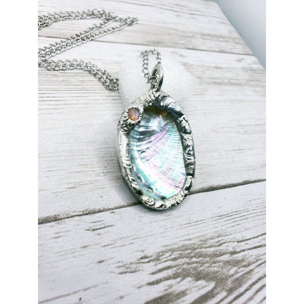 Abalone and moonstone crystal necklace handmade - Picture 5 of 12